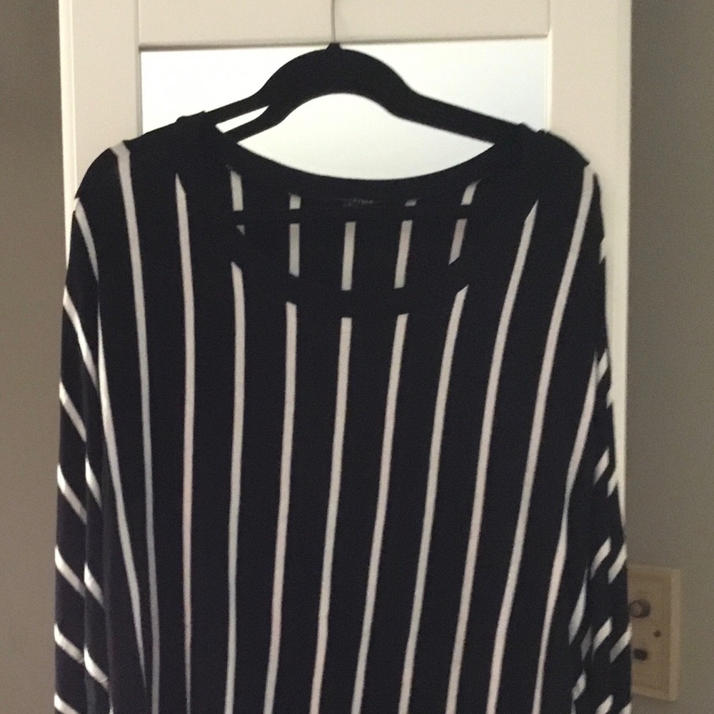 Black/White Striped Lightweight Sweater